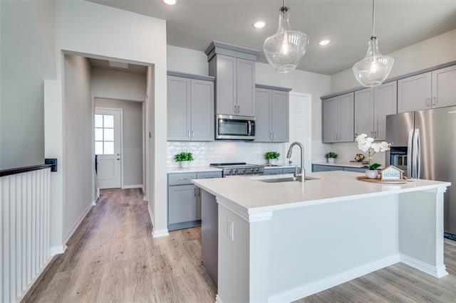 Building Photo - 2455 Morningside Dr