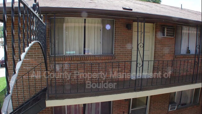 Building Photo - 1353 Coffman St