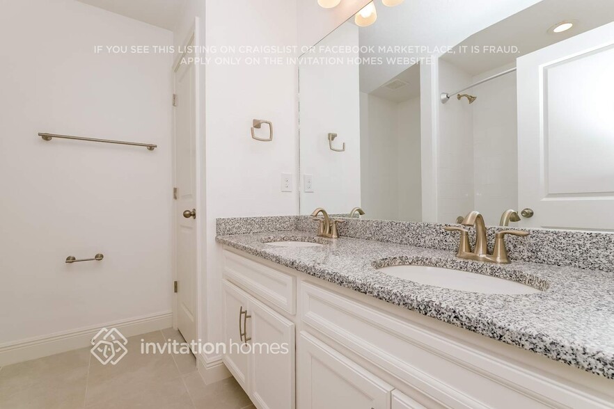 Building Photo - 6224 Scarlet Darter Wy