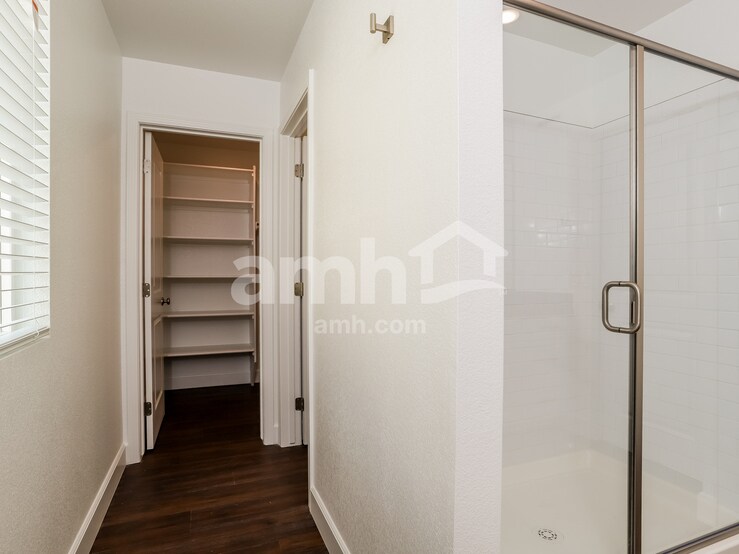 Building Photo - 6545 Enlightenment Dr