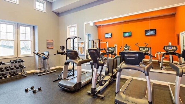 Building Photo - 8185 Scenic Meadow Dr