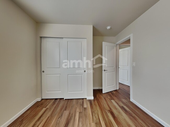 Building Photo - 2741 Link Ave