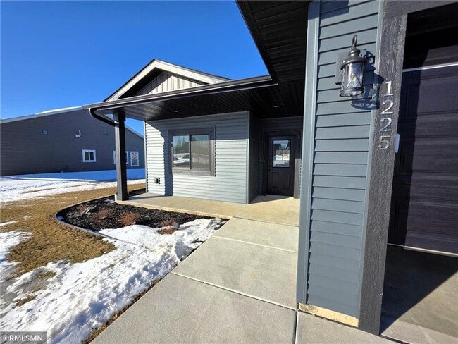 Building Photo - 1227 Wisteria Ln