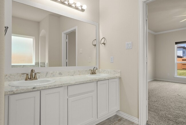 Building Photo - 2425 Village Azalea Dr