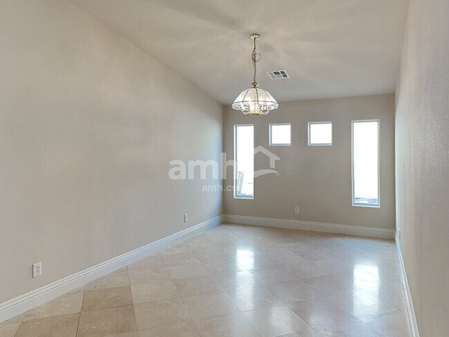 Building Photo - 86 Desert Sunflower Cir