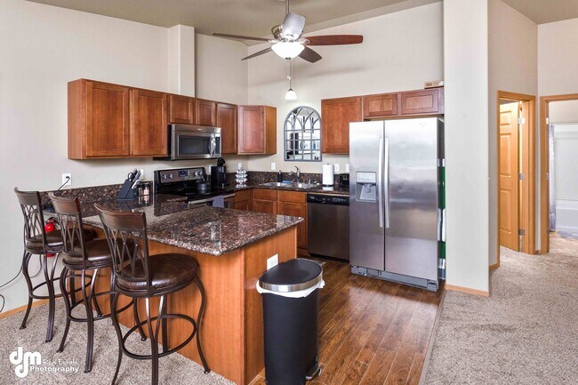 Building Photo - 5960 W Binnacle Dr