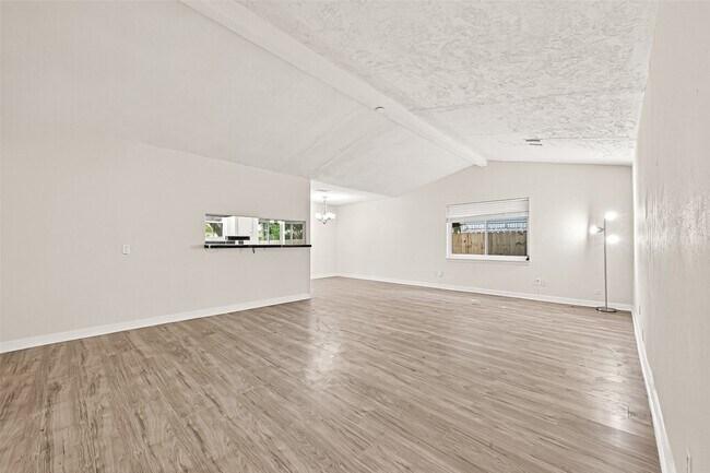 Building Photo - 4123 Cedar Gardens Dr