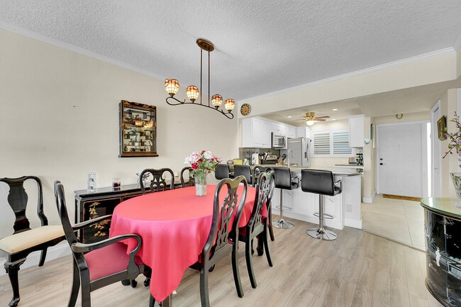 Building Photo - 29 Yacht Club Dr