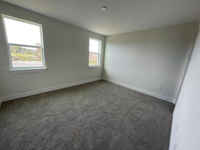 Building Photo - 1466 Brookdale Ct