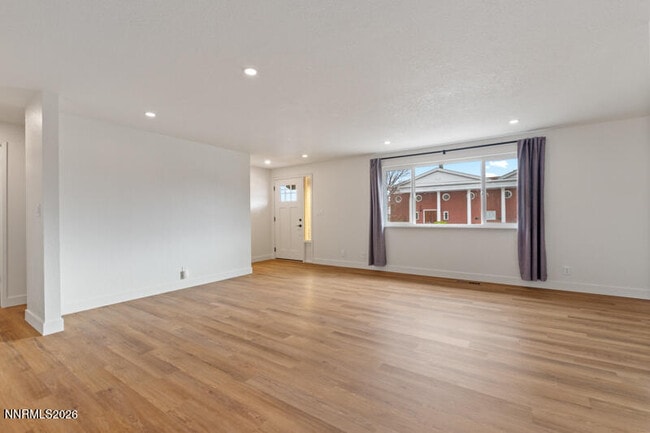 Building Photo - 655 Walker Ave