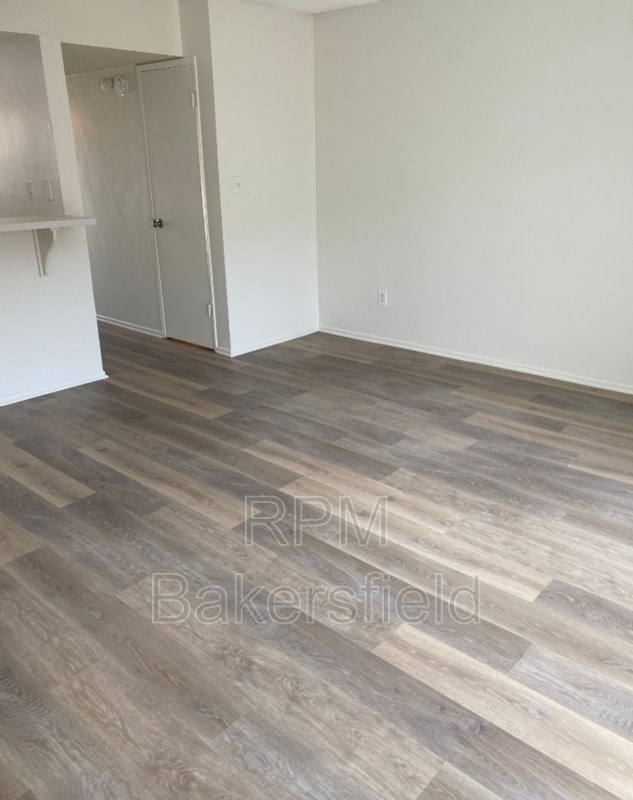 Building Photo - 2409 Olive St