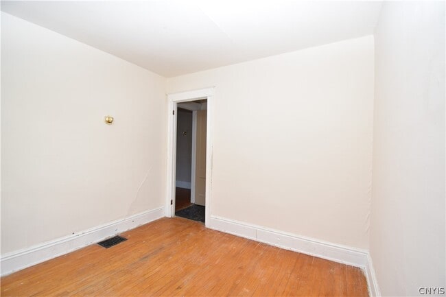 Building Photo - 1146 Academy St