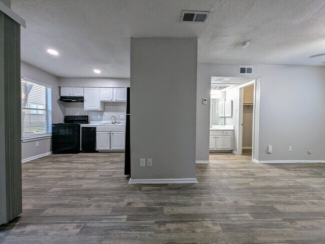 Interior Photo - Grove at Northwest Hills