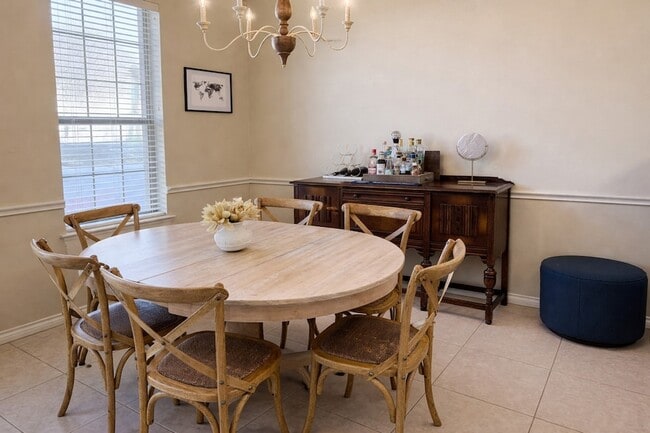 Building Photo - 114 Forest Dr Loop