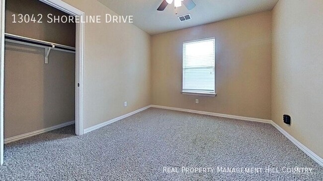 Building Photo - 13042 Shoreline Dr