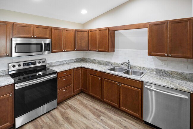 Building Photo - 5363 Dover Springs Way