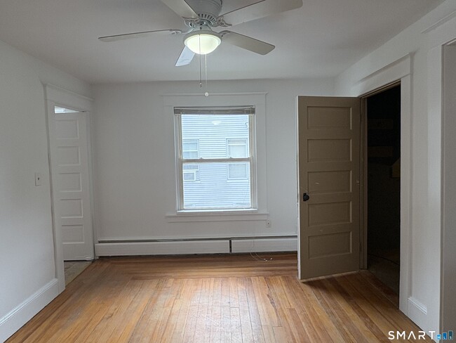 Building Photo - 48 Gridley St