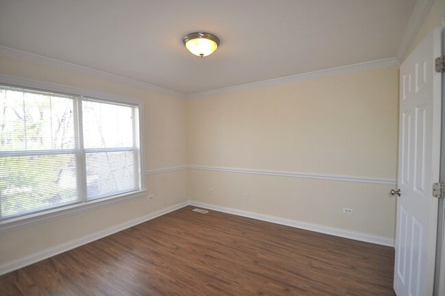 Building Photo - 118 McKinley Ave