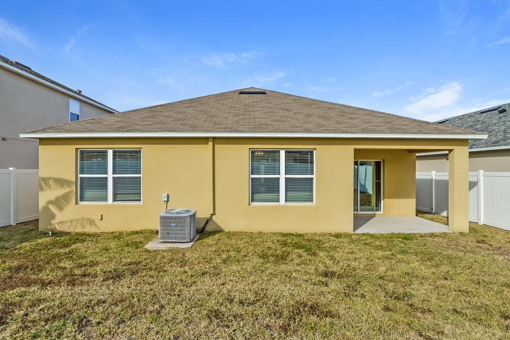 Building Photo - 16188 Yelloweyed Dr