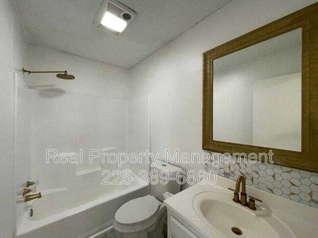 Building Photo - 1511 Cristy Dr