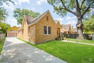 Building Photo - 1438 Munger St