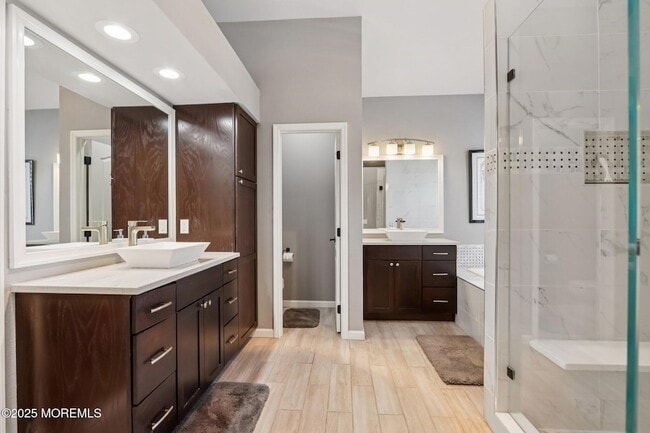 Building Photo - 211 Piper's Landing Ct