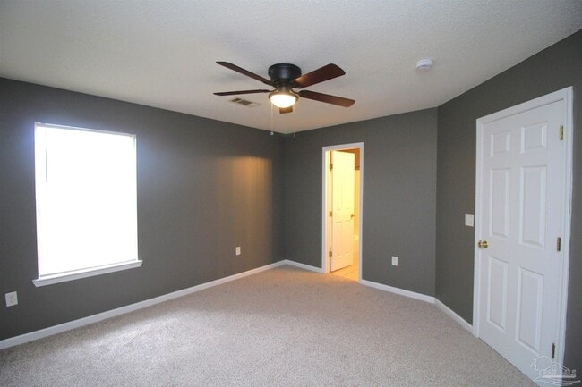 Building Photo - 7161 Pine Blossom Rd