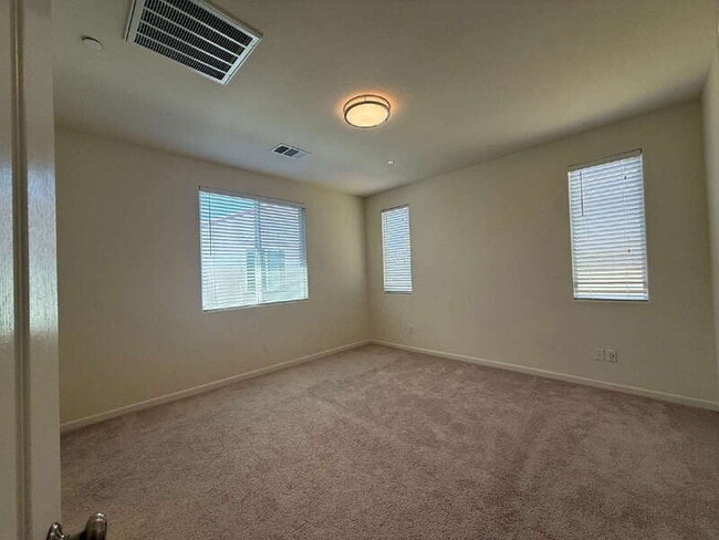 Building Photo - 3654 el Dala Ln