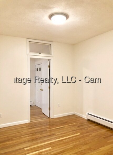 Building Photo - 73 5th St