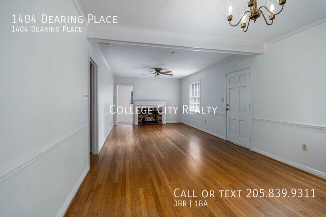 Building Photo - 1404 Dearing Pl