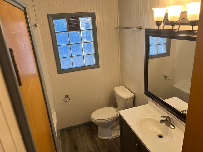 Building Photo - 1316 N 21st St