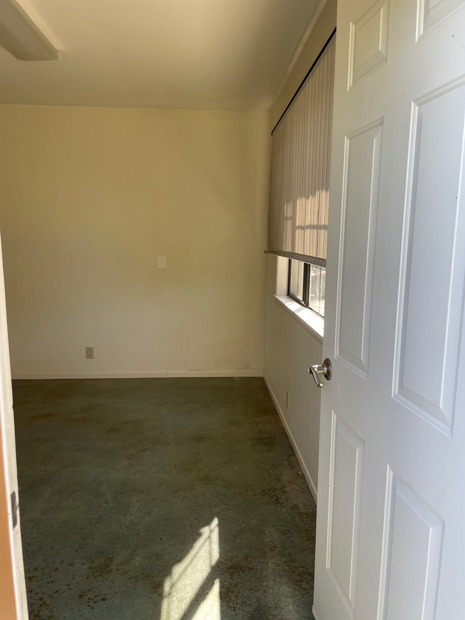 view in entry door - 71-1621 Puu Lani Pl