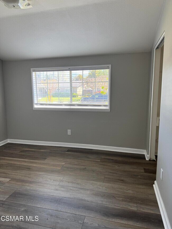 Building Photo - 3429 Henry Dr