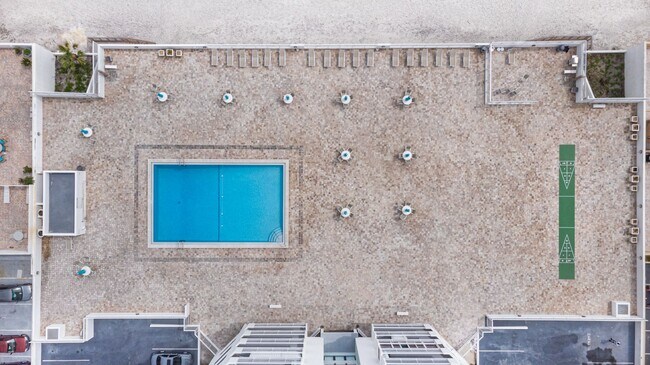 Building Photo - Fully Furnished 2-Bedroom, 2-Bath Beachfront Condo