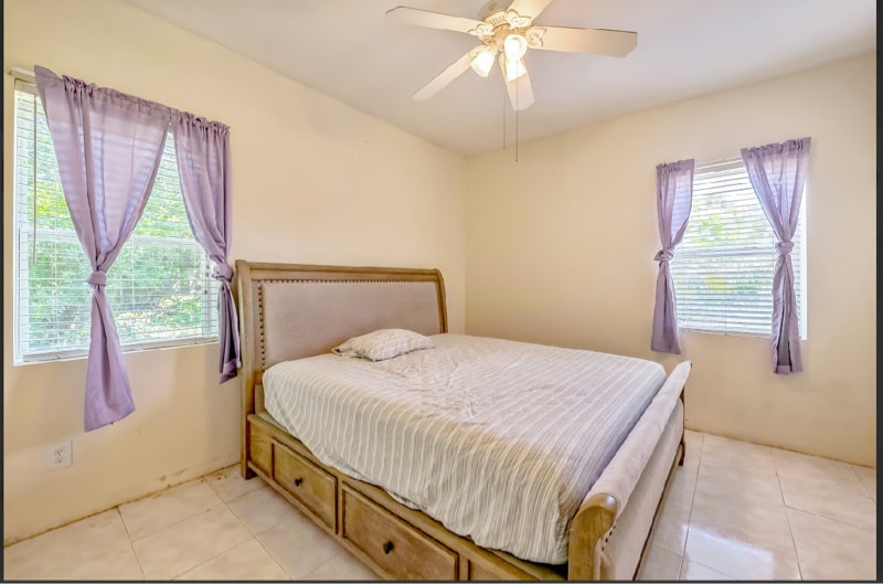 Building Photo - 3908 37th St E