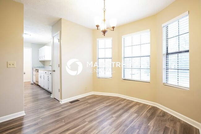 Building Photo - 785 Summer Hill Ln