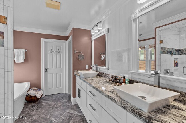 Building Photo - 6811 Towles Rd