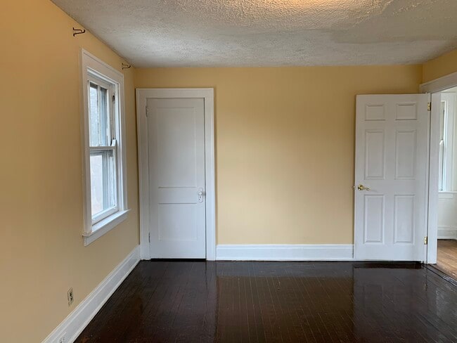 Building Photo - 3340 W Galbraith Rd