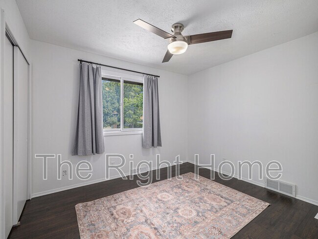 Building Photo - 11736 Quail Dr