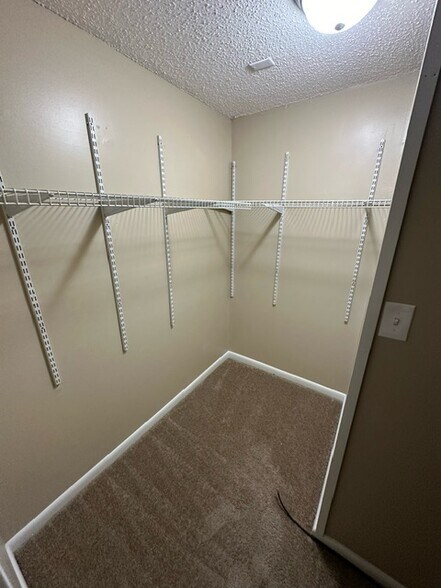 Building Photo - 5514 Richland St