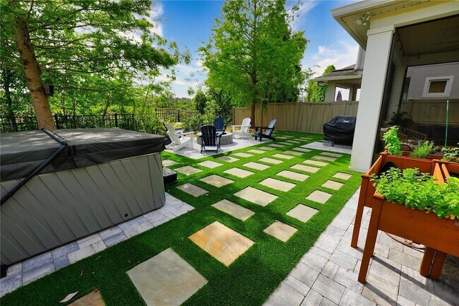 Building Photo - 594 Windy Pne Wy