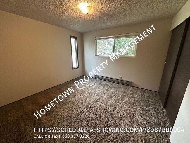 Building Photo - 6805 Littlerock Rd SW