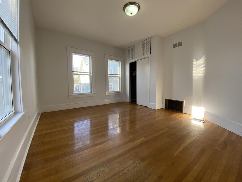 Building Photo - 21 Mount Vernon Park