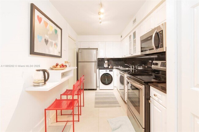 Building Photo - 6770 Indian Creek Dr