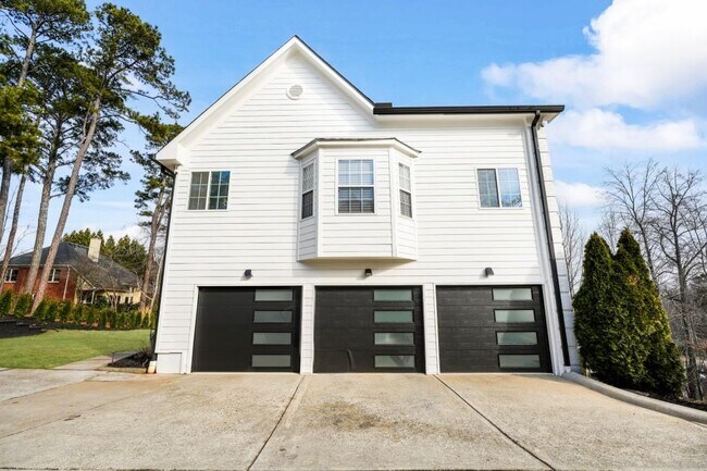 Building Photo - 1046 Wiley Bridge Rd