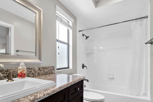 Building Photo - Beautiful single level home in Rancho Pena...