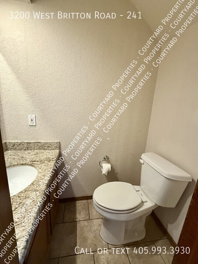 Building Photo - 3200 W Britton Rd