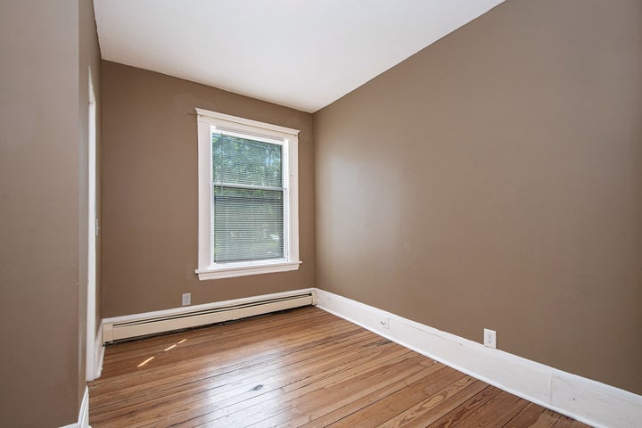 Building Photo - 456 Lafayette Ave SE