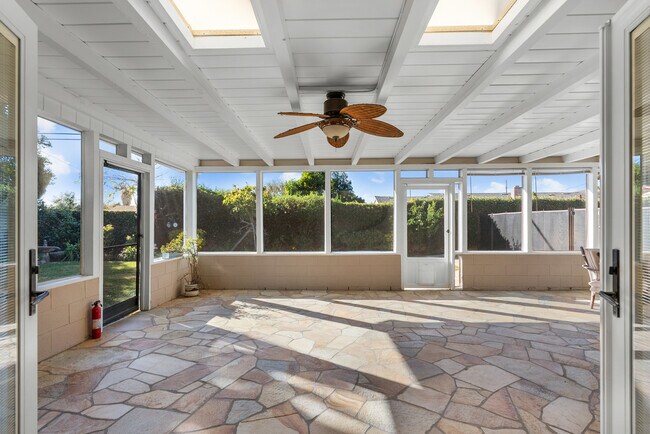 Building Photo - 3177 Austin Ave