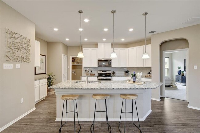 Building Photo - 311 Jarbridge Dr